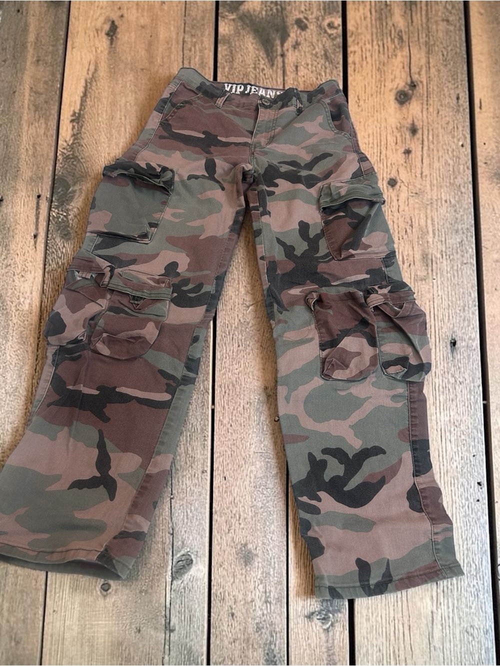 Women’s Camouflage Cargo Jeans - 7/28